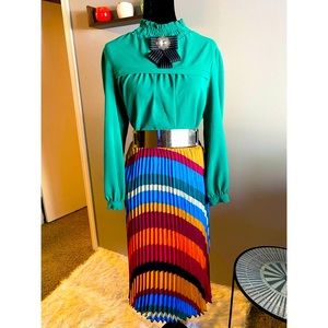 MULTICOLOR PLEATED SKIRT SIZE L
